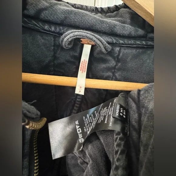 Freepeople Dolman Quilted Knit Jacket oversized fitted in black size small - Picture 6 of 8